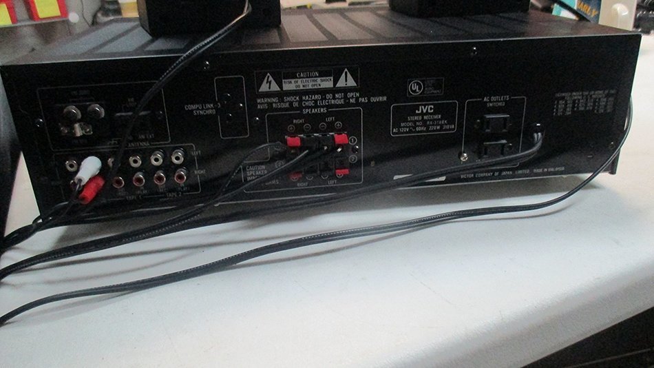 JVC AM-FM Stereo Receiver Model RX-318 w Phono Preamp 110 Watts Per Channel N3