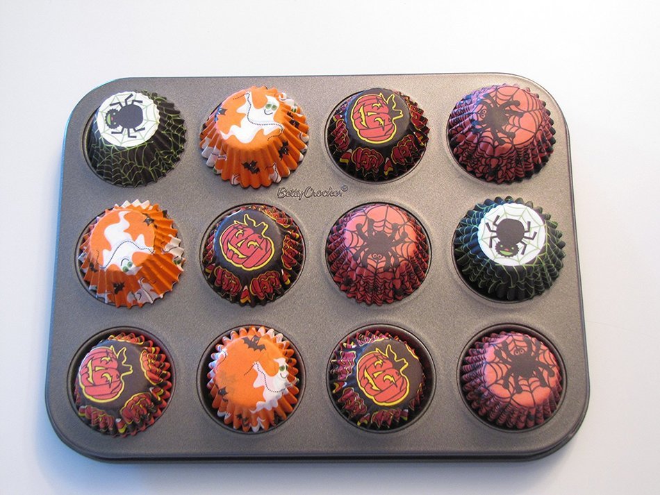 Halloween Mini Muffin Tin N5
