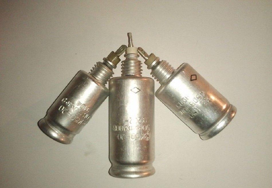 Capacitor oxide electrolytic K50-20 100V 50uF USSR 10 pcs
