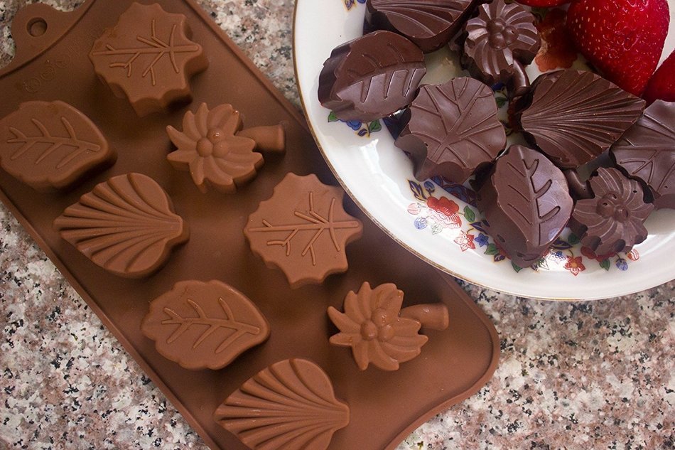 Candy Molds BPA-Free Silicone Mold For Chocolate, Soap, Jello and Ice Cube Trays-3 Pack Of Butterfly, Flower and... N5
