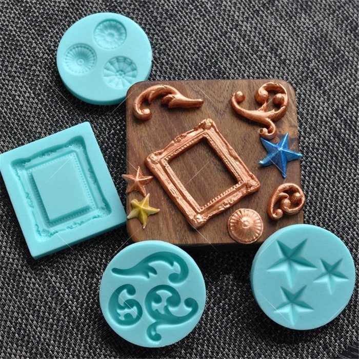 Yunko Set of 4 Heart Round Mirror Frames Mini Silicone Sugarcraft Mold Cupcake Decoration,Candy Fondant Chocolate... N6