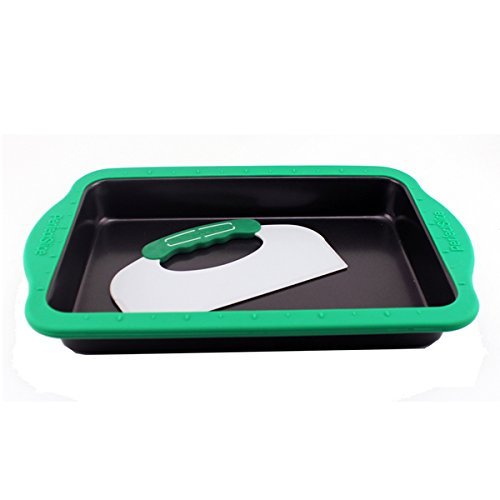 perfectslice-9-inch-x-13-inch-cake-pan-with-slicing-tool-and-silicone