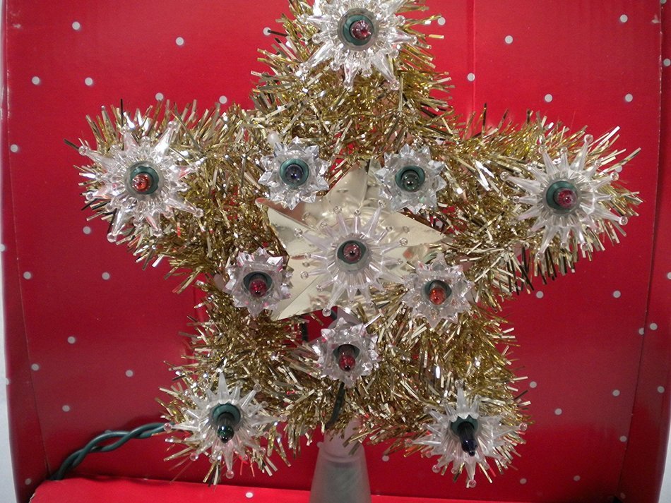 Gold Icicle Light-up Tree Topper N2