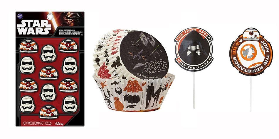 Wilton - Star Wars Collection, Birthday Party Cupcake Decoration Combo Pack. Includes Cake Toppers, Icing Decorations...