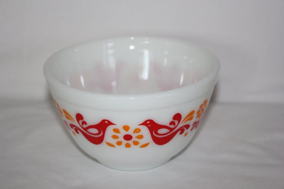 Vintage 1970's Glass Pyrex " Friendship Pattern " 1 1/2 Pint - Mixing Batter Nesting Bowl #401