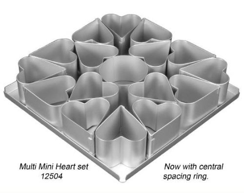 Alan Silverwood 16 Piece 2.5 inch Mini Heart Cake Pan Set