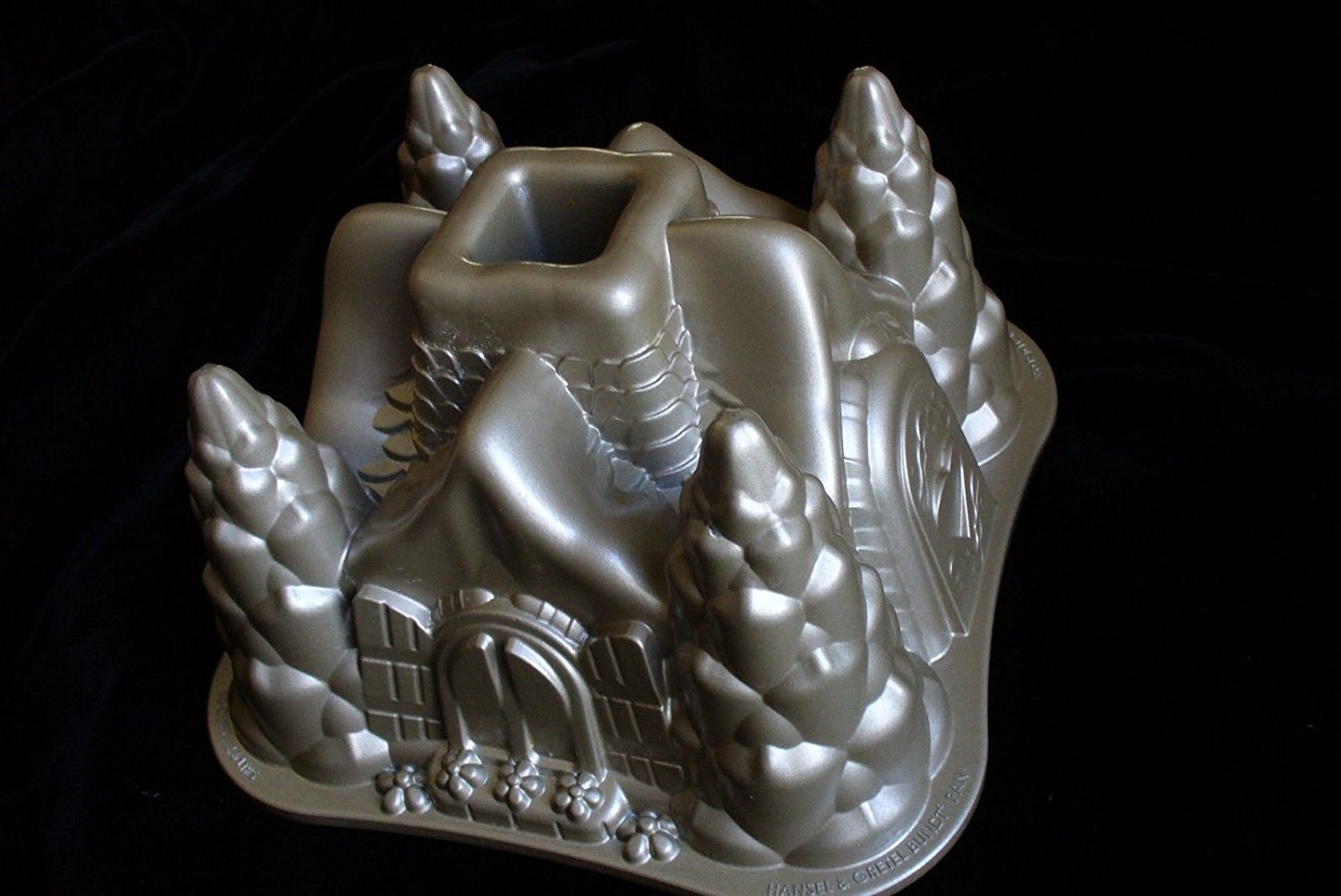 williams-sonoma-nordic-ware-hansel-gretel-bundt-cake-pan-mold-n9-free