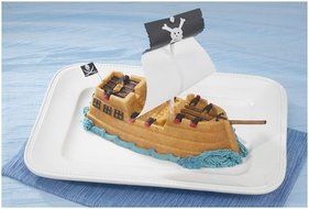 Nordic Ware 59224 Pirate Ship Cake Pan