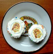 Hogwarts &quot;Gryffindor House&quot; Crest Edible Cake and Cookie Toppers Harry Potter Party