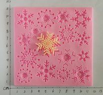 Wocuz W0714 Silicone Snowflake Shapes Fondant Mold Candy Making Mould for Cake Embossing Decoration N3