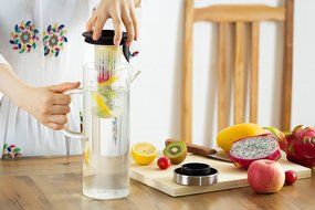 Perlli Fruit Infusion Glass Pitcher - Quality Borosilicate Glass - Stainless Steel Lid - Includes Fruit Infuser... N8