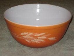 Vintage 1980's Pyrex AUTUMN HARVEST WHEAT Burnt Orange 2 1/2 Quart Batter Mixing Nesting Bowl