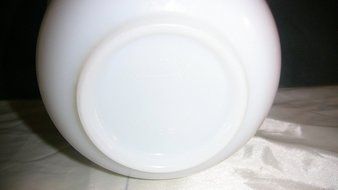 Vintage Sunbeam Glasbake Mixing Bowl White 20 CJ N4