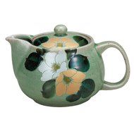Kutani Yaki(ware) Japanese Teapot Camellia (with tea strainer) N3