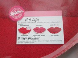 Wilton Hot Lips Cake Pan N3