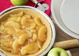 Fox Run Stainless Steel 9-Inch Pie Pan