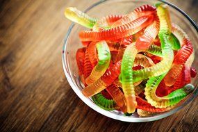 PREMIUM 2 PACK Gummy WORMS Mold Silicone &ndash; BONUS DROPPER &amp; RECIPE PDF &ndash; Patent Pending 40 Worm Candy Molds &ndash; BPA... N8