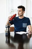 Corkcicle Canteen - Water Bottle and Thermos - Keeps Beverages Cold for Over 25, Hot for Over 12 Hours - Triple... N35