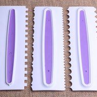 MuLuo Plastic Sawtooth Shape Cake Cream Smoother Scraper Spatula Tools N2