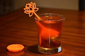 Flower Power Tea Infuser-for Loose Leaf Teas-silicone Top and Silicone Base (Blue) N3