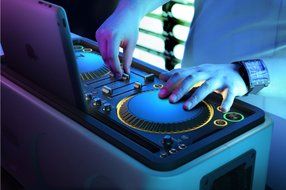 Philips DS8900/ M1X-DJ Sound System Docking Station and Bluetooth Designed With Armin Van Buuren N3