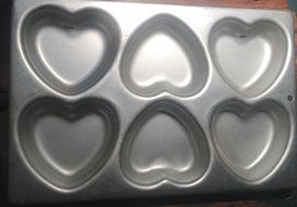 Wilton Mini Heart Cakes Pan 508-1104