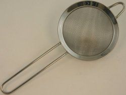 Paderno World Cuisine 3-1/8-Inch Tea Strainer, Stainless Steel N4