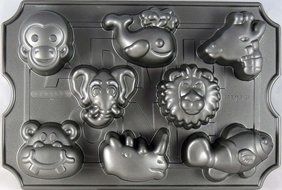 Martha Stewart Collection Animal Muffin Pan Heavy Cast Aluminum #82226 N2