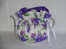 Pretty Violets 6 Cup Reversible Tea Pot Cozy