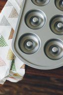 Astra Gourmet 6-Cavity Nonstick Donut Pan, Metal N3