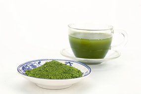 Dodjivi Organic Matcha Green Tea Powder, Premium Ceremonial Grade (1st Grade), Antioxidants Organic, High-End... N5