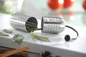 Gefu GUSTO Adjustable Stainless Steel Tea &amp; Spice Infuser / Strainer N4