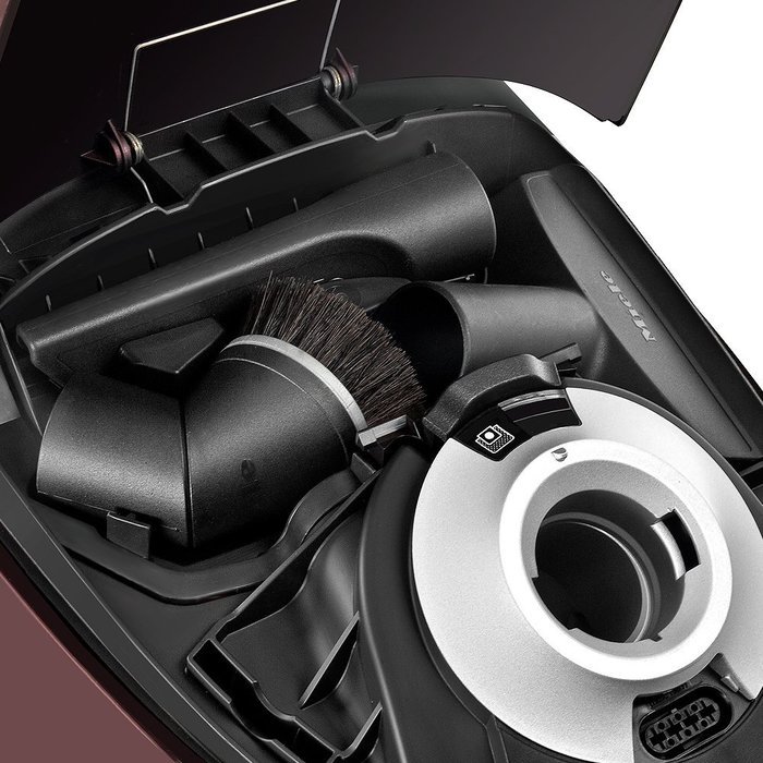 Miele S5980 Capricorn HEPA Vacuum / SEB 236 N2