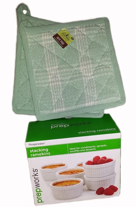 Souffle Cooking Bundle Gift Set- 2 Items: Set of 6 White Souffle Ramekins and Two Mint Green Hot Pads N2