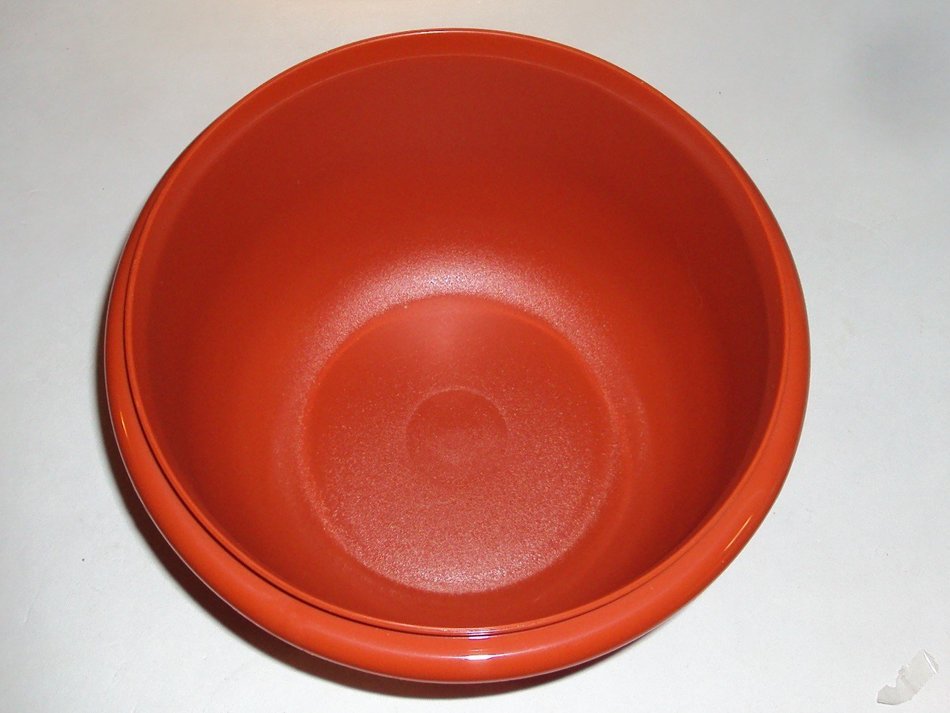 Tupperware Vintage 3 Piece Nexting Mixing Bowl Set with Seals Yellow Red Orange N6