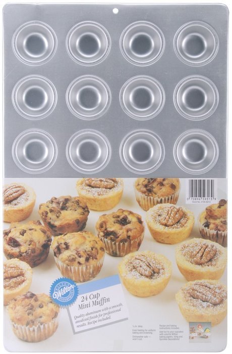 Wilton Aluminum 6-Cup Jumbo Muffin Pan N3