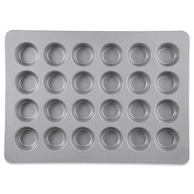Wilton Bake More Nonstick Oversized 24-Cavity Muffin Pan, 21x15-Inch N4