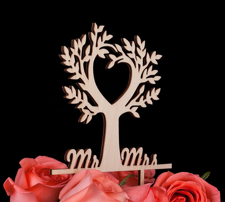 LOVENJOY with Gift Box Mr and Mrs Wedding Engagement Cake Topper Tree Rustic Wood (5.5-inch) N3