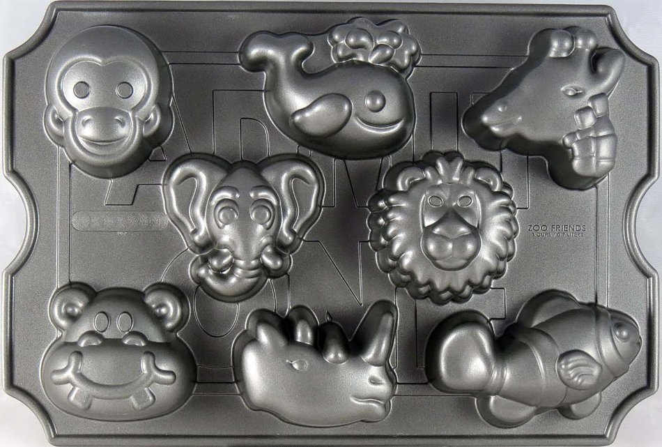 Martha Stewart Collection Animal Muffin Pan Heavy Cast Aluminum #82226 N2