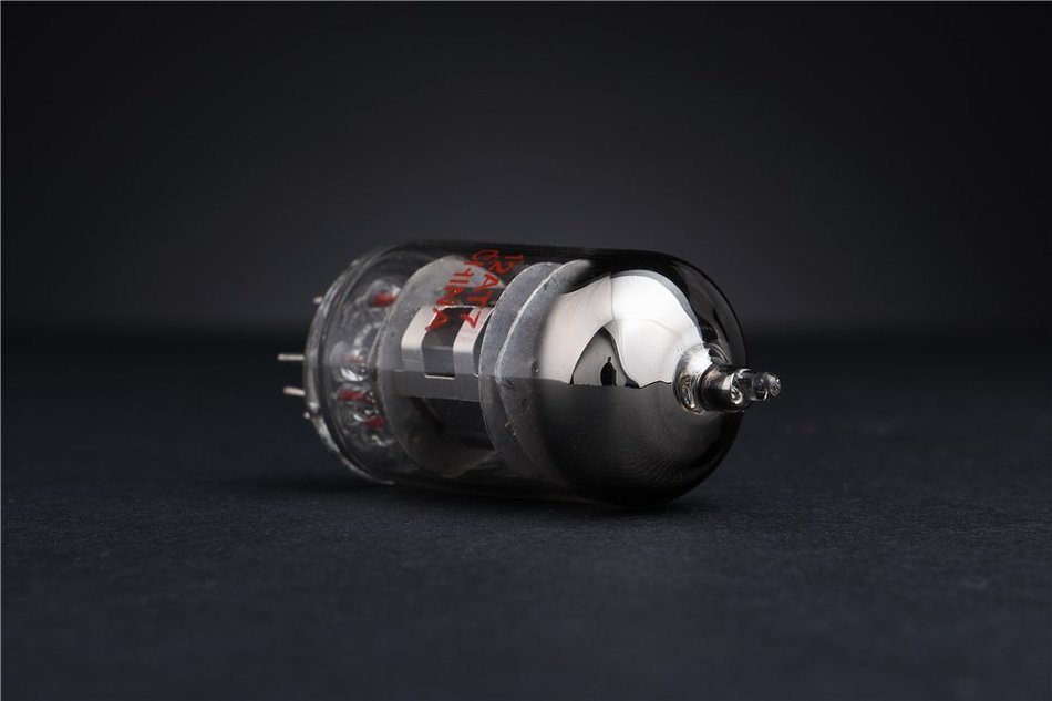 2pc Shuguang 12AT7 / ECC81 vacuum tube tested by AT1000