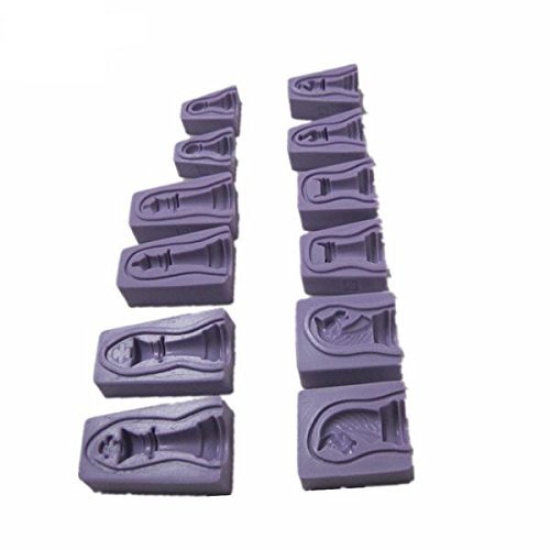 HT BAKEWARE | Chess Pieces Set Silicone Mold (12 Pieces) N3