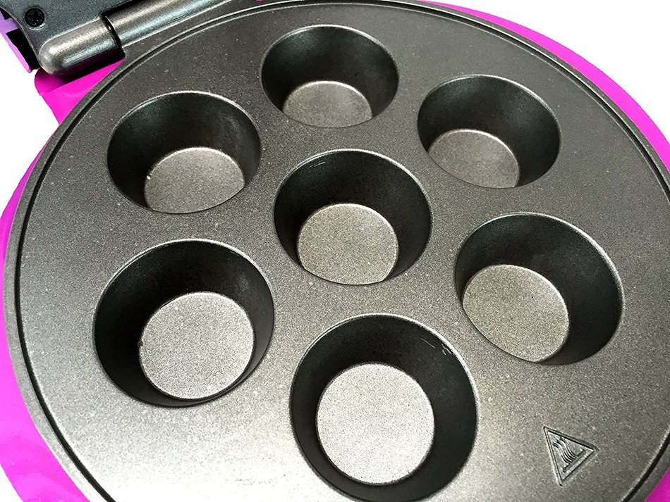 LavoHome 7 Mini Cupcake Maker Smart Electric Non Stick Surface - Make 7 Professional Mini Cupcakes