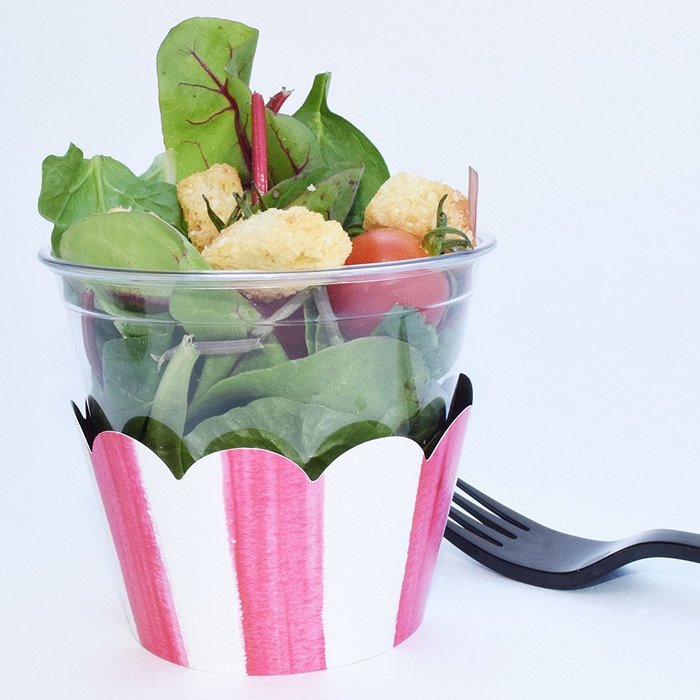 circus-cupcake-wrappers-carnival-theme-decorations-confetti-couture