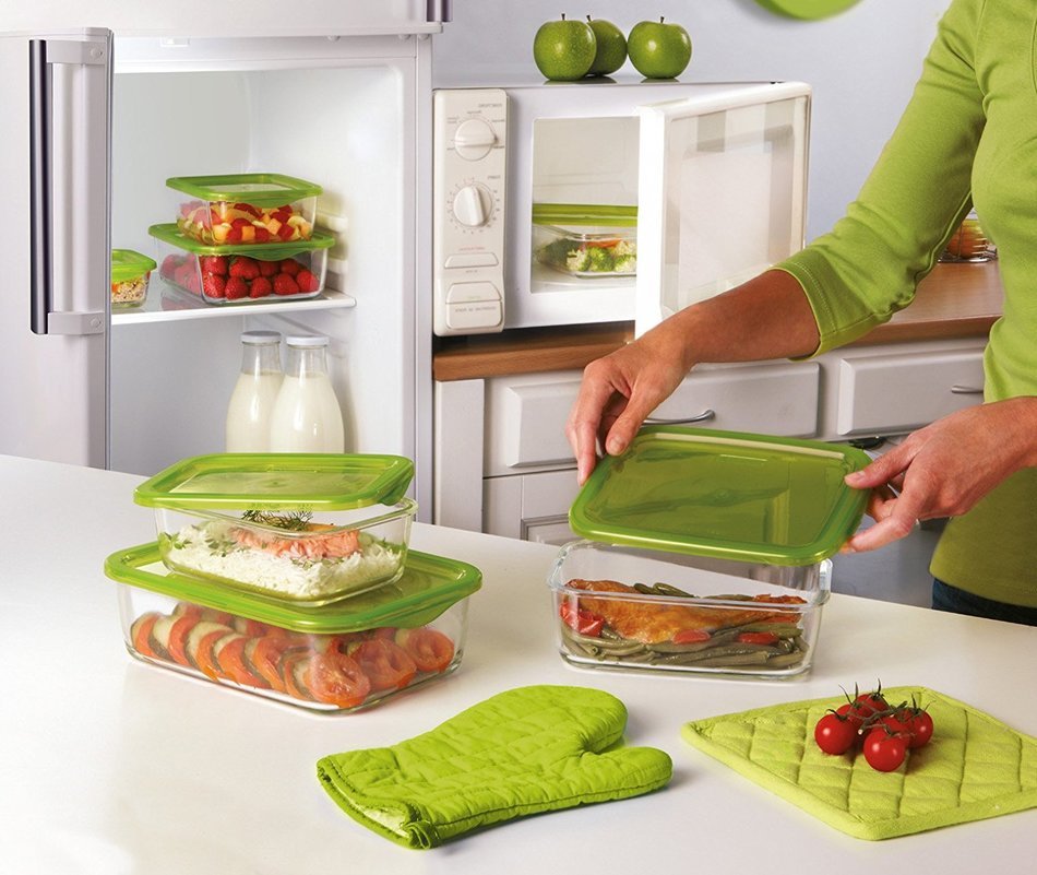 Trudeau Set of 3 Rectangular Containers with Green Lids - 4.75, 13, 26.75 ounce N2