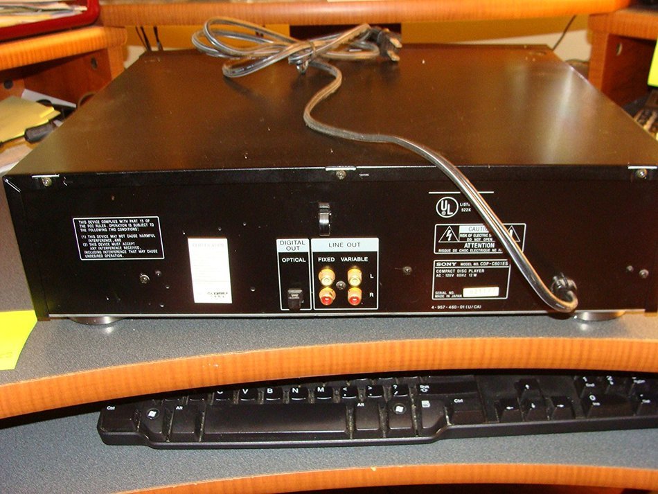 Sony C601ES 5 Disc CD Changer Player CDP-C601ES N3