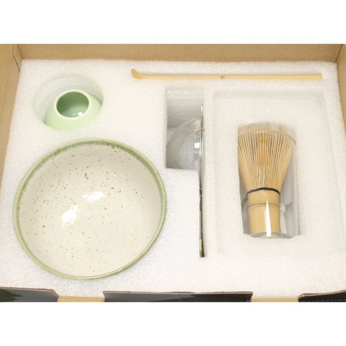 Japanese Matcha Tea Ceremony Connoisseur Set (Beige) by Tealux N7