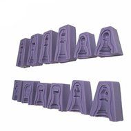 HT BAKEWARE | Chess Pieces Set Silicone Mold (12 Pieces) N4