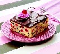 Simply Calphalon Nonstick Bakeware 9-in. x 13-in. Covered Cake Pan (1893298) N2