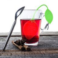 Tea Bag Infuser-Senbowe&trade; 4 Pack Colorful Strawberry &amp; Lemon Genuine Premium Silicone Reusable Tea Ball Infuser...