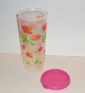 Tupperware 2 Quart Pitcher and Set of 4 16 Ounce Tumblers Spring Flowers Fuchsia Pink N3